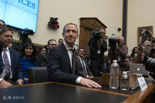 收購、抄襲、扼殺競爭對手？！臉書的壟斷之路惹非議……