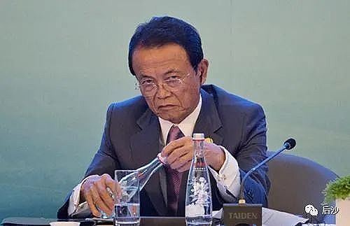 惱羞成怒，麻生太郎回嗆趙立堅